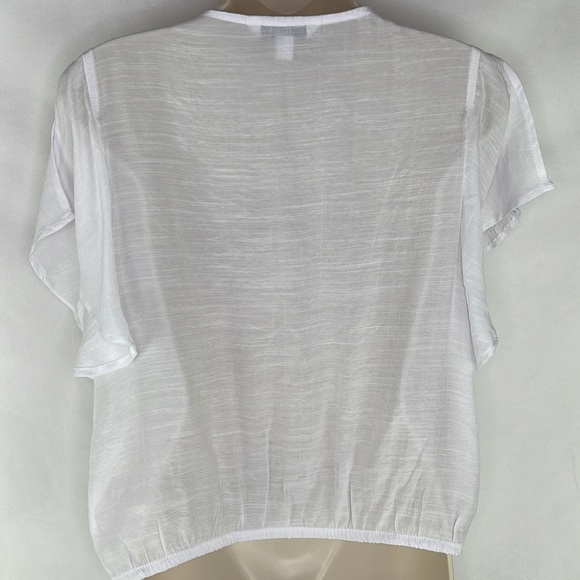 Counterparts White Lace V-Neck Split Flutter Sleeve Top - Picture 4 of 4